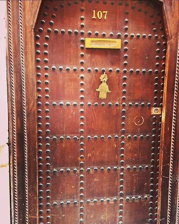 Riad 107 Marrakesh 3*,